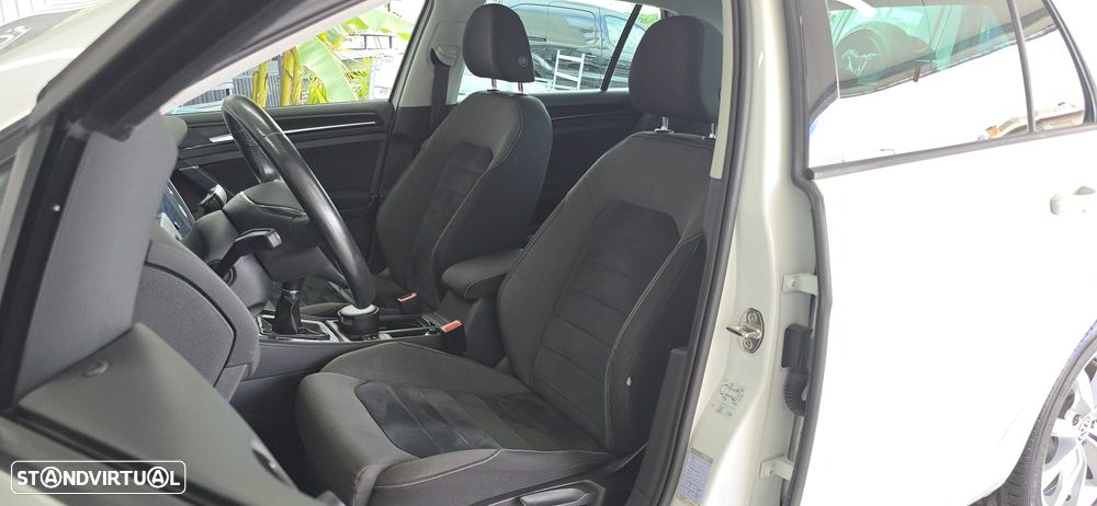 VW Golf - 25
