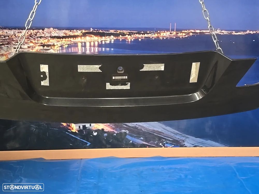 Friso Inferior ORIGINAL da Bagageira Mala BMW Série 7 F01 F02 2008+ - 2