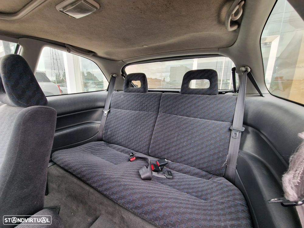 Honda Civic 1999 photo 2