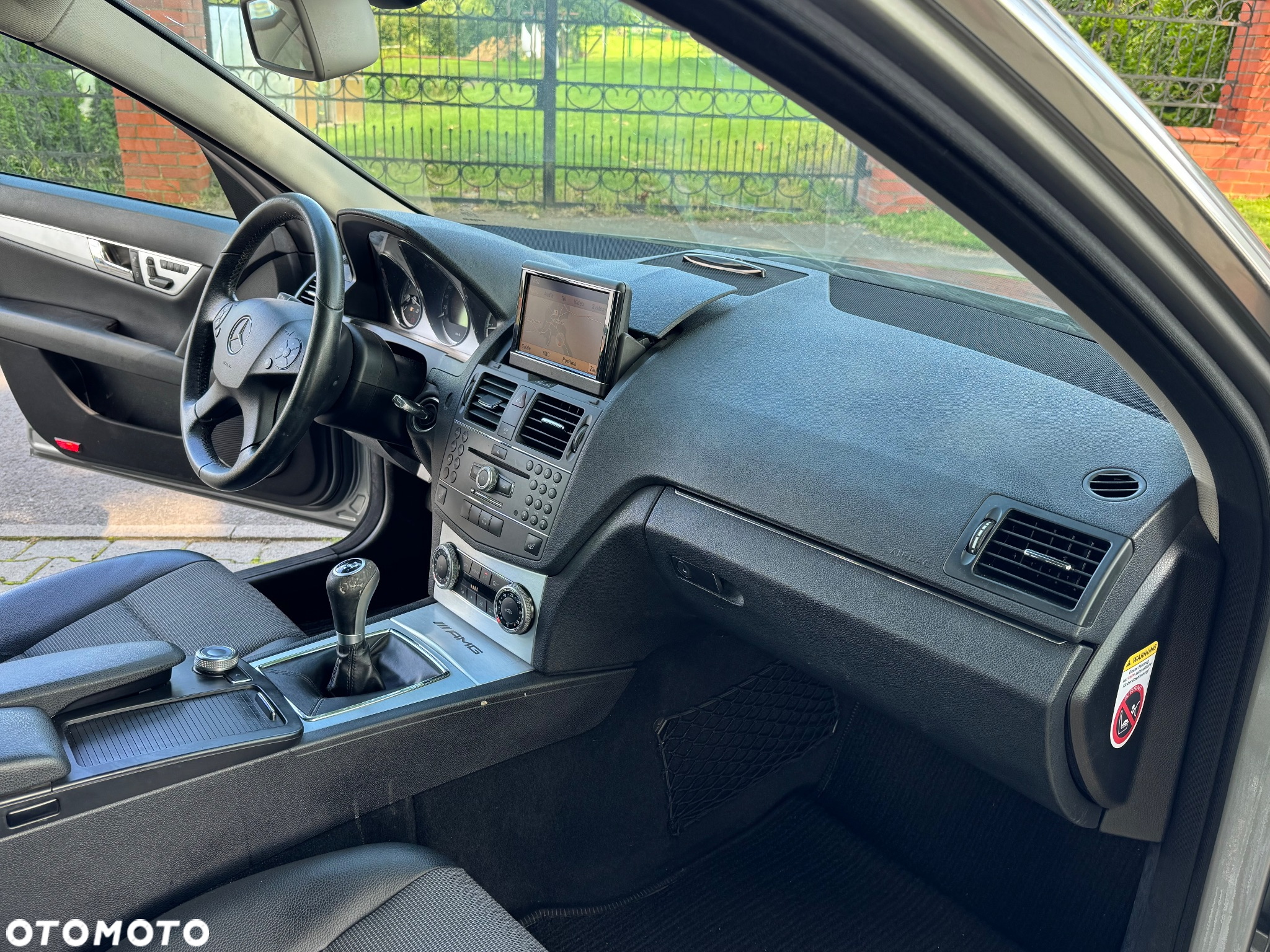 Mercedes-Benz Klasa C 220 CDI BlueEff Edition Elegance - 17