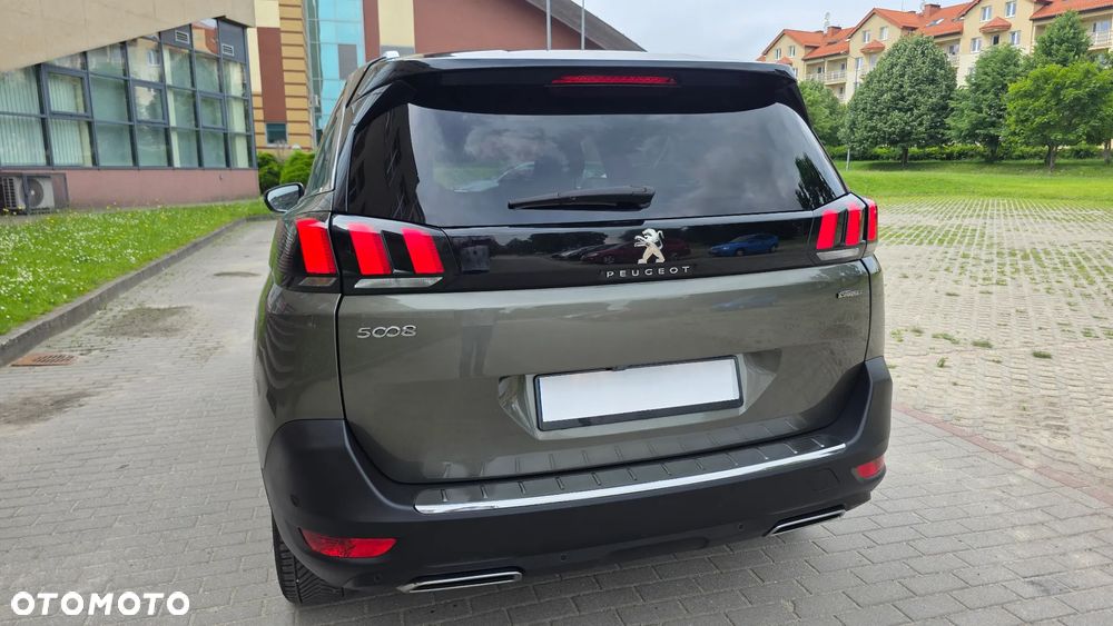 Peugeot 5008 - 15