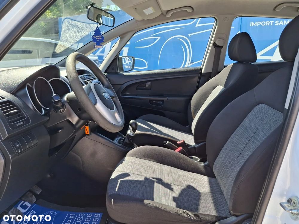 Kia Venga 1.4 CRDi L - 13