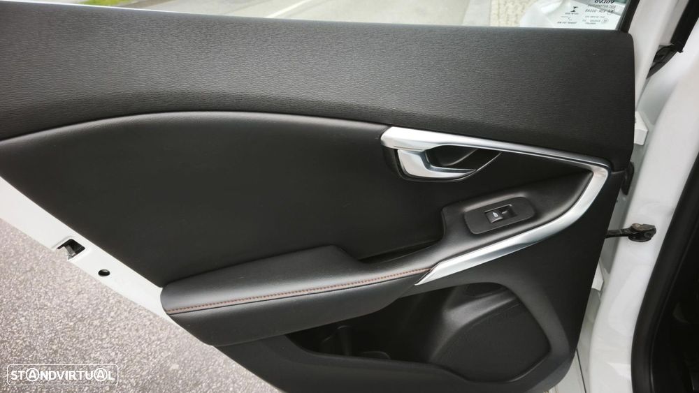 Volvo V40 2.0 D2 Volvo Ocean Race - 29