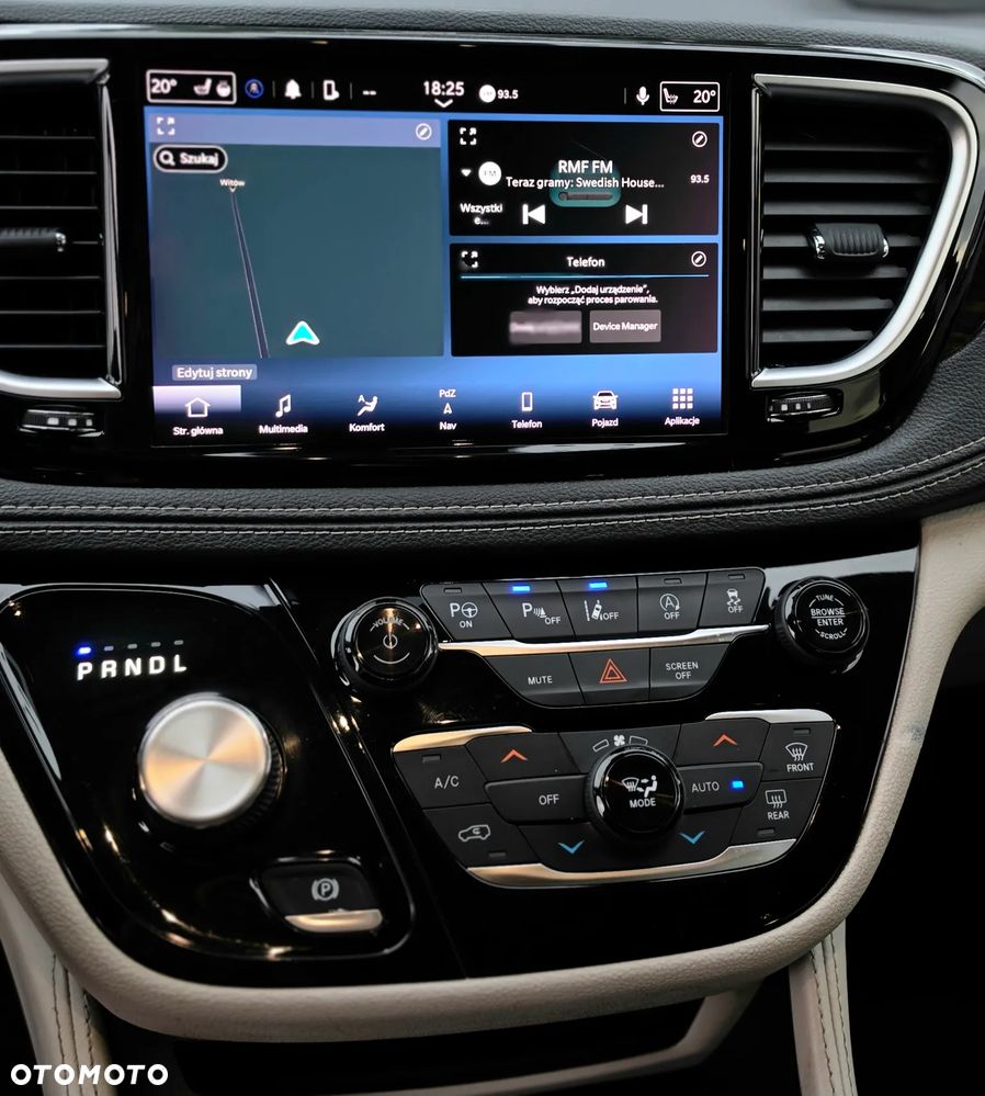 Chrysler Pacifica - 11