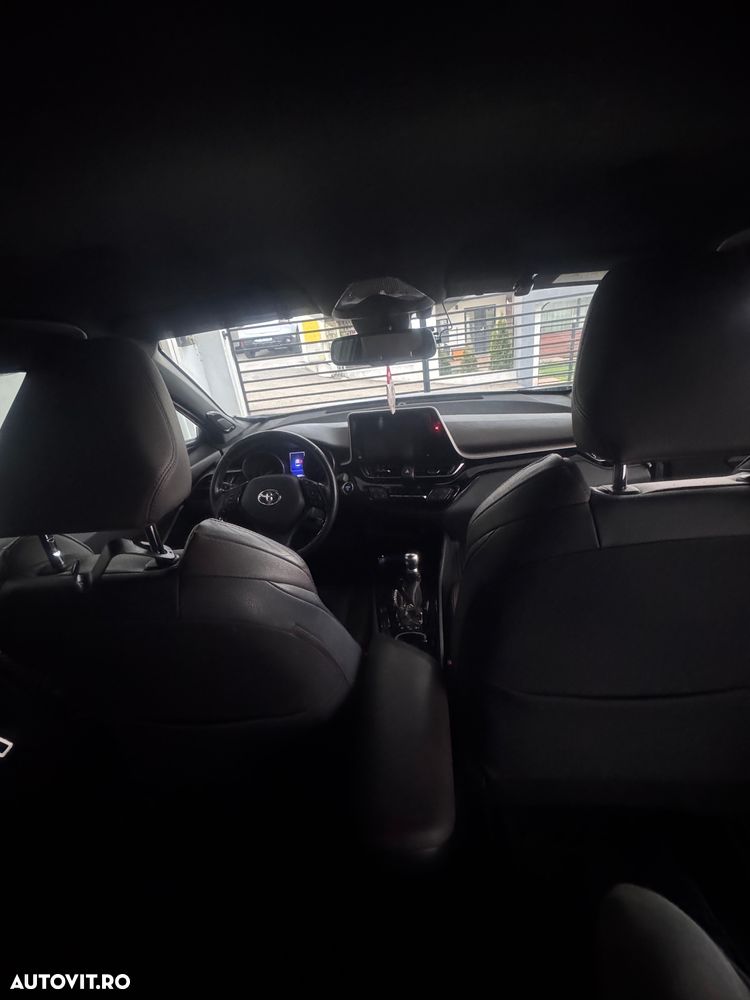 Toyota C-HR 1.8 HSD 122 CP 4x2 CVT C-lassy - 17