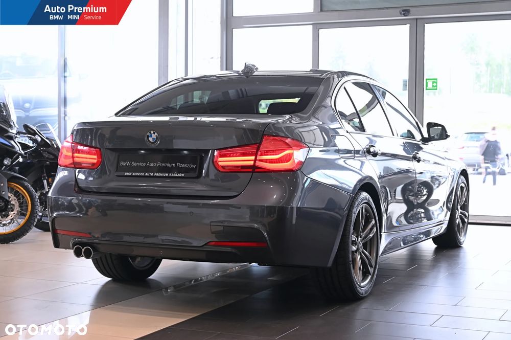 BMW Seria 3 320d xDrive - 21
