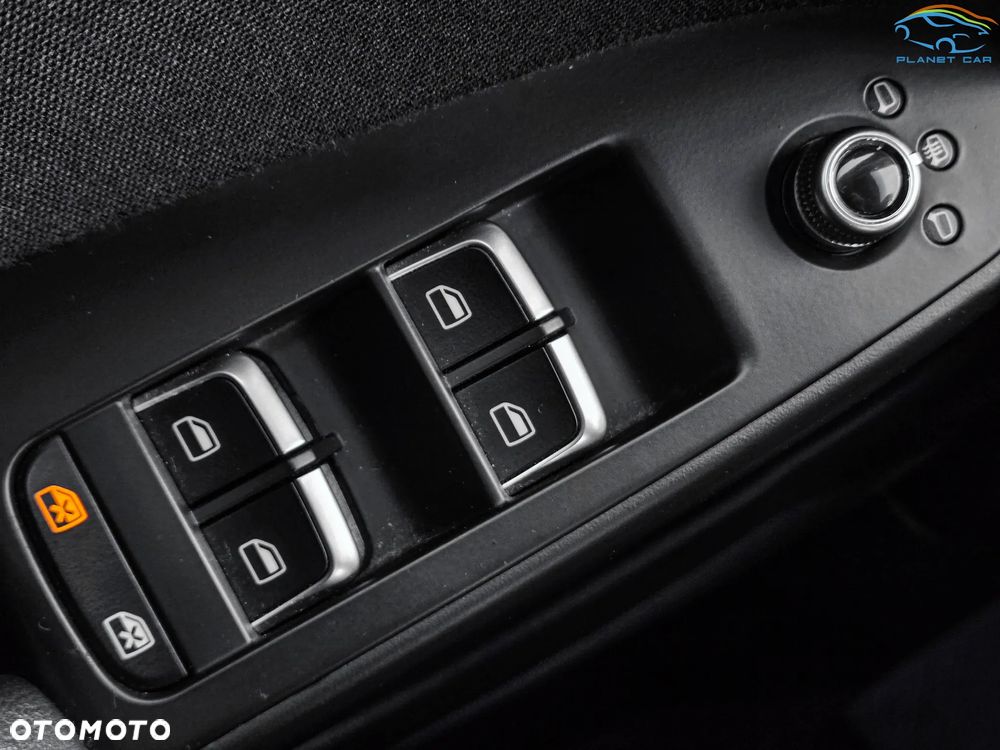 Audi A4 Avant 2.0 TDI DPF clean diesel quattro S line Sportpaket - 25