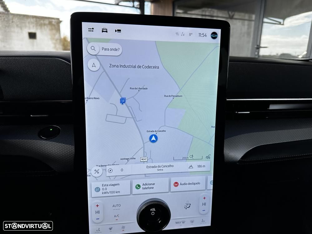 Ford Mustang Mach-E Standard - 29