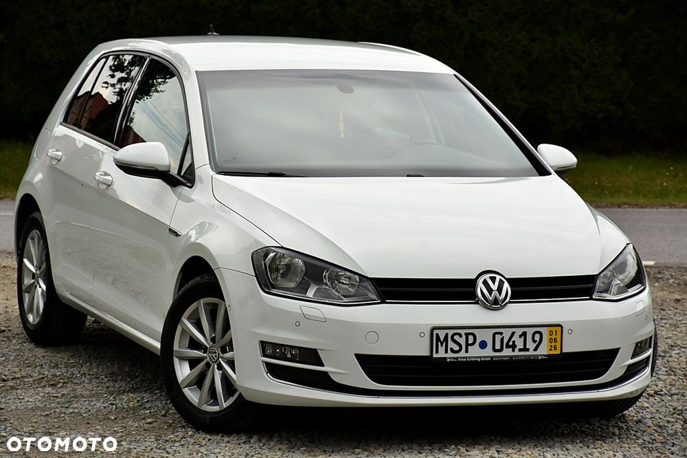 Volkswagen Golf 2.0 TDI BlueMotion Technology Lounge - 1
