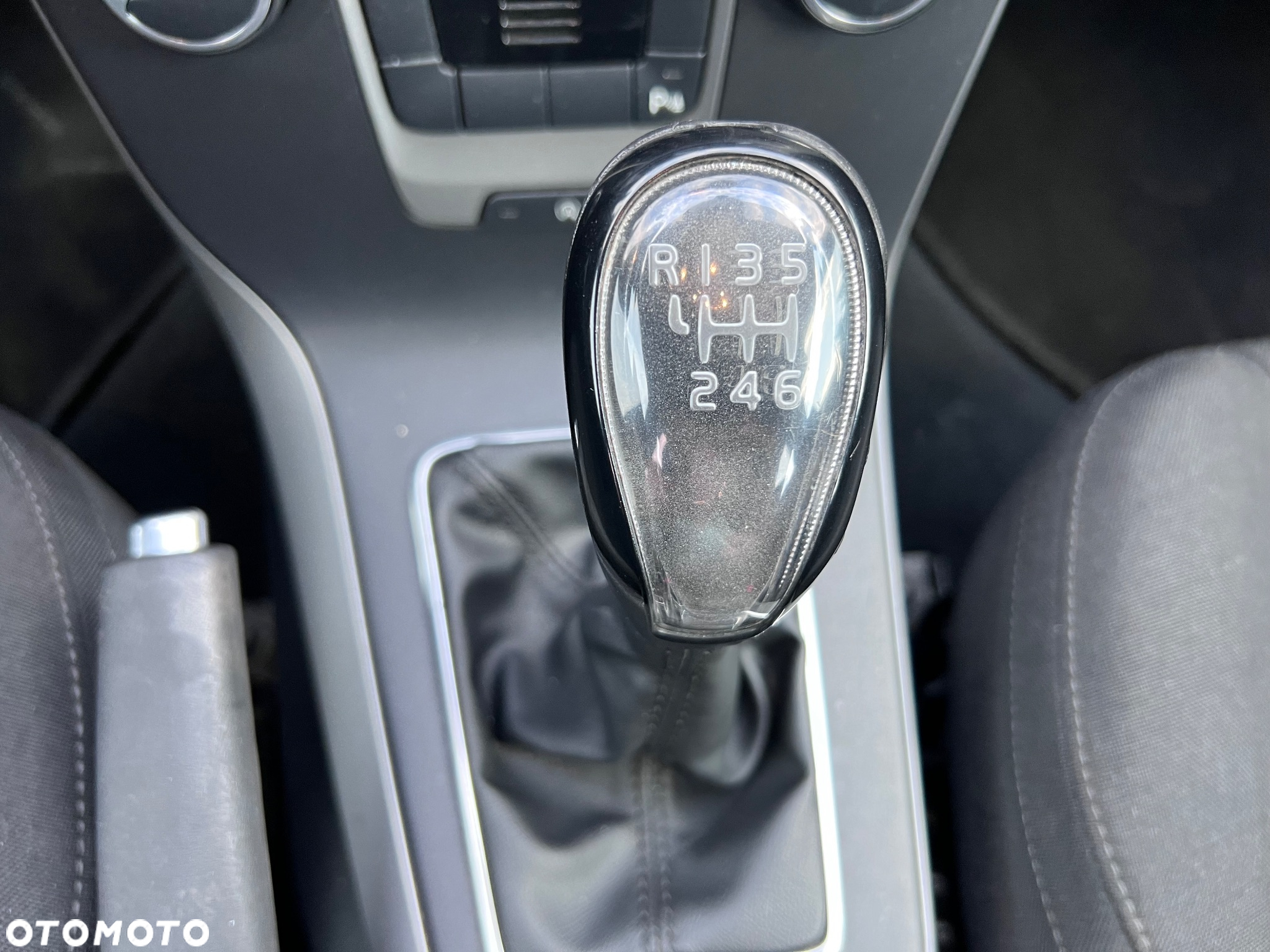 Volvo V40 - 28