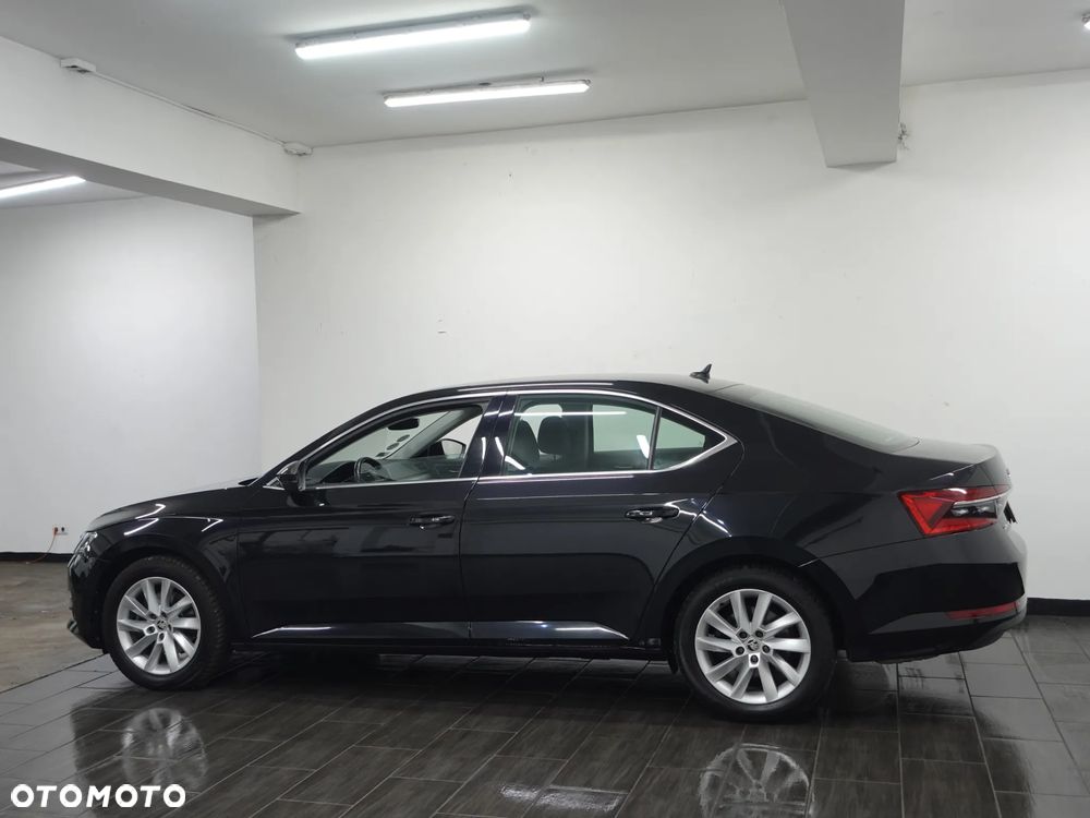 Skoda Superb 1.5 TSI ACT Ambition - 5