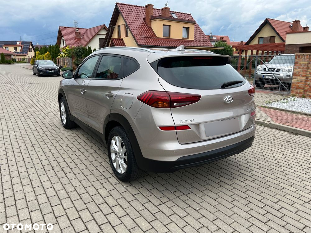 Hyundai Tucson 1.6 GDI BlueDrive Comfort 2WD - 11