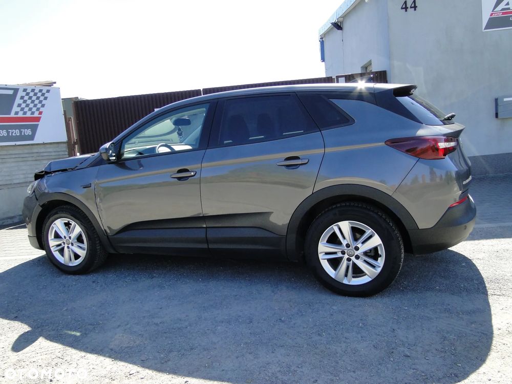 Opel Grandland X 1.5 CDTI Design Line S&S - 13