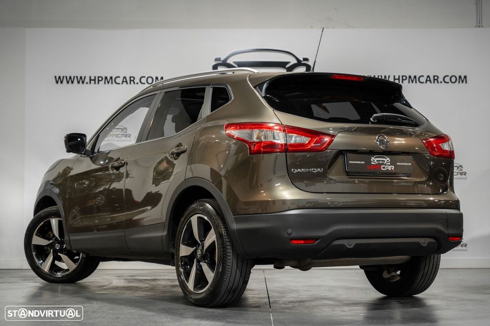 Nissan Qashqai 1.5 dCi N-Connecta - 6