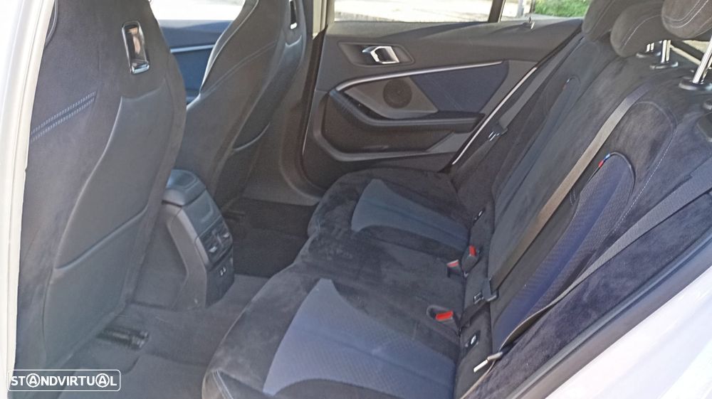 BMW 116 d Pack M Shadow - 11