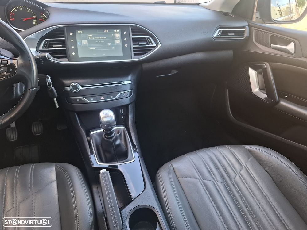 Peugeot 308 SW BlueHDi 120 Stop & Start Allure - 10