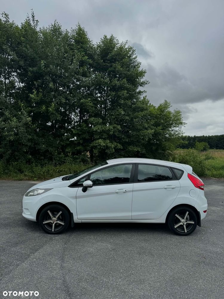 Ford Fiesta 1.6 TDCi DPF Trend - 3