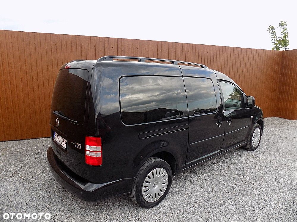 Volkswagen Caddy Maxi Comfortline DSG - 3