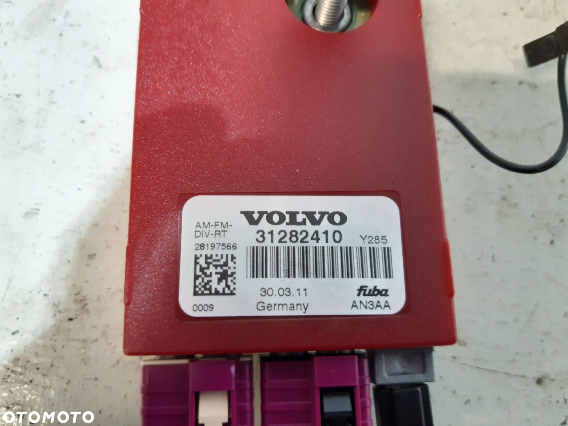 VOLVO V70 III WZMACNIACZ ANTENOWY 31282410 - 2