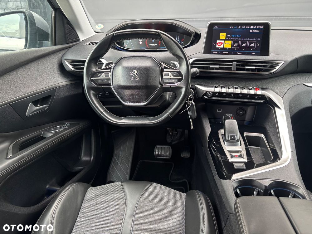 Peugeot 3008 1.6 BlueHDi Allure S&S EAT6 - 7