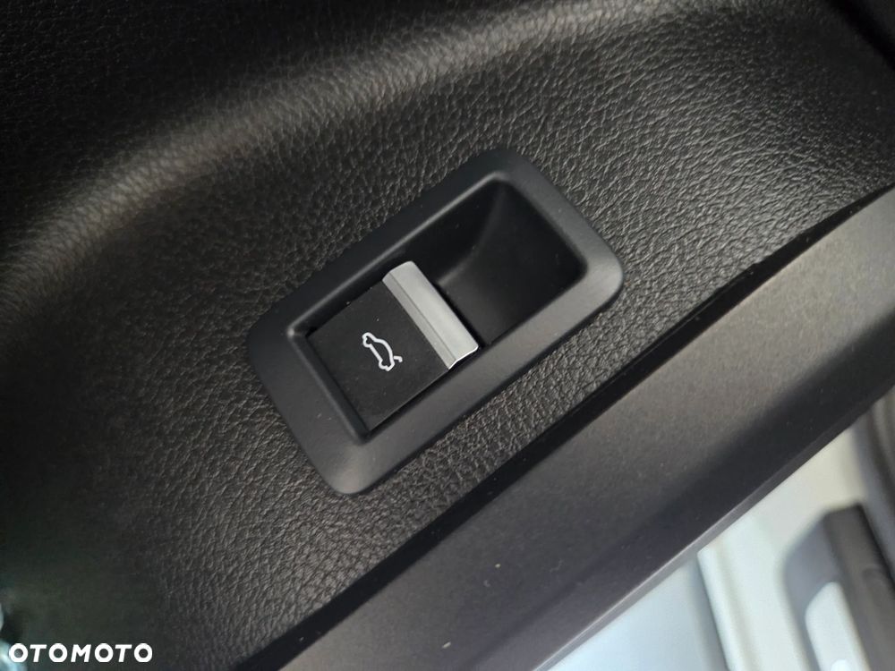 Audi SQ5 Sportback - 27