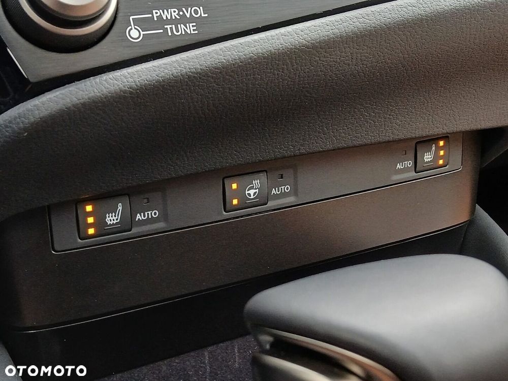 Lexus ES 300h Business Edition - 36