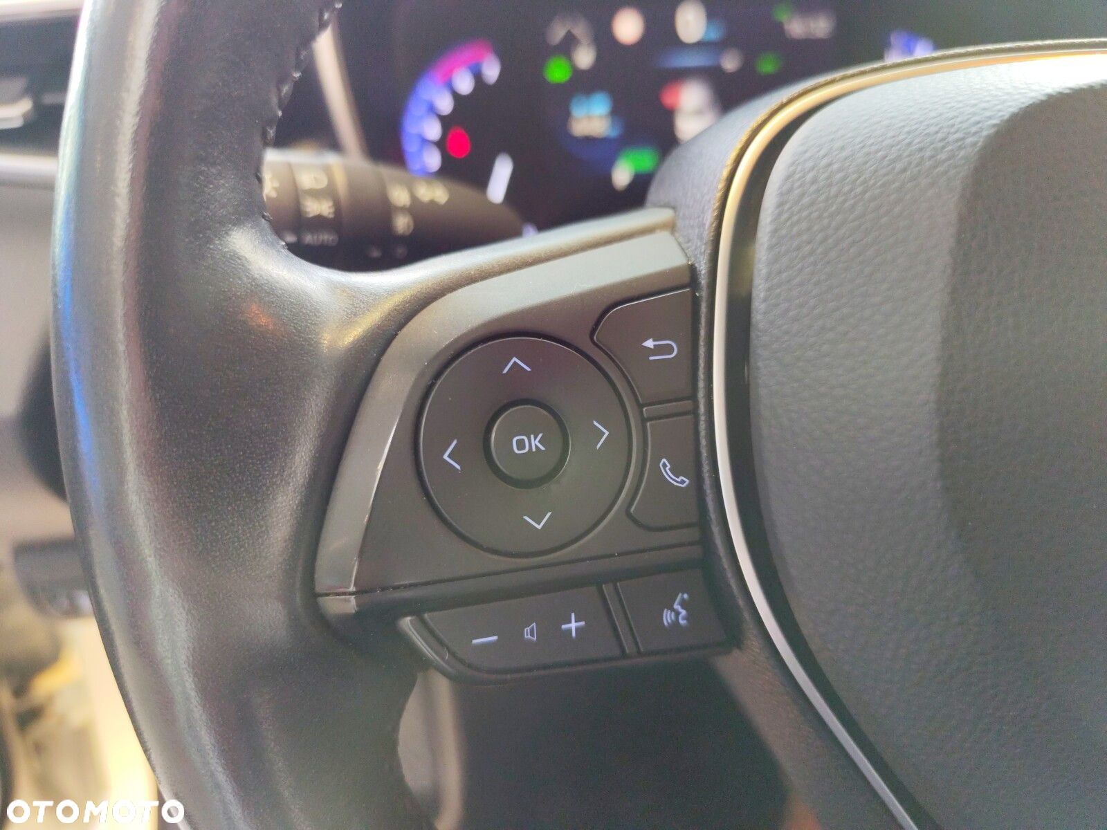 Toyota Corolla - 22
