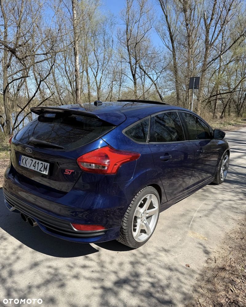 Ford Focus 2.0 EcoBoost ST-2 - 6
