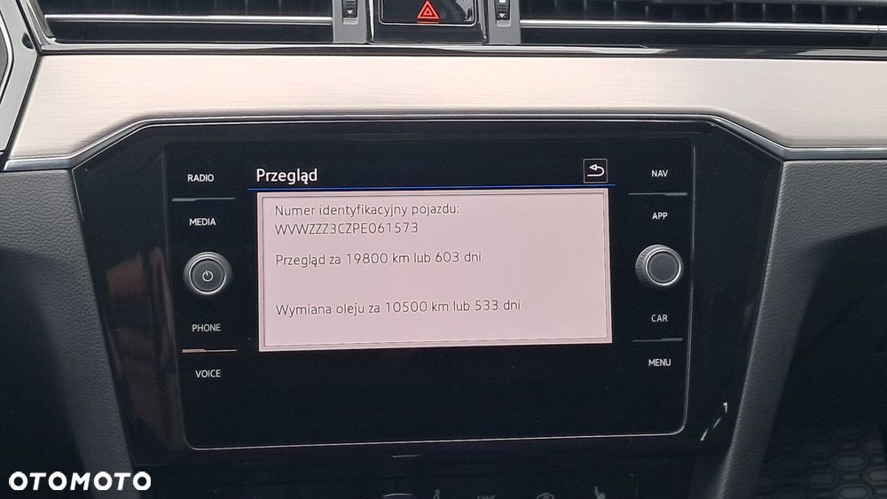 Volkswagen Passat - 19