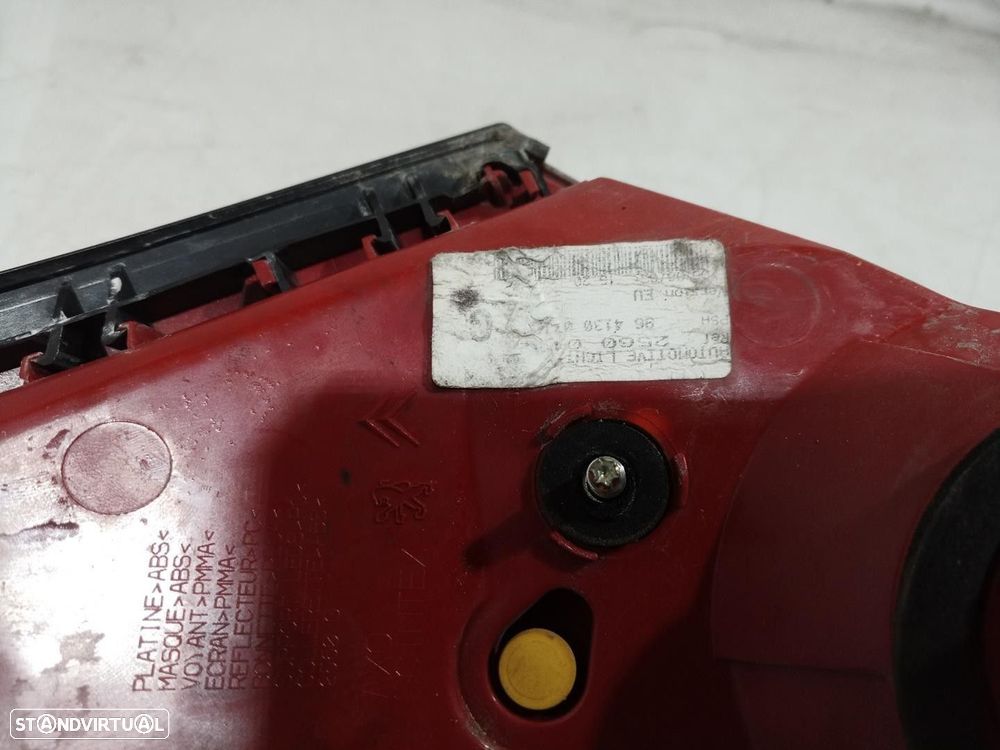 FAROLIM TRASEIRO ESQUERDO INTERIOR PEUGEOT 307 CC 2005 -6350S3 - 8