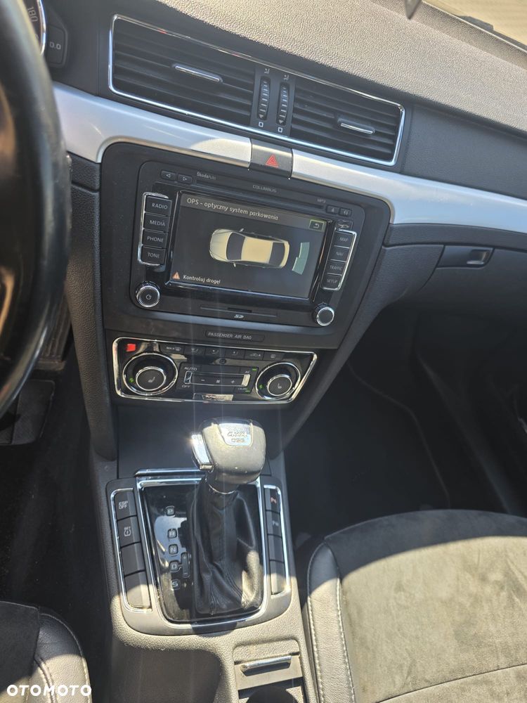 Skoda Superb 3.6 FSI 4x4 Platinum DSG - 10