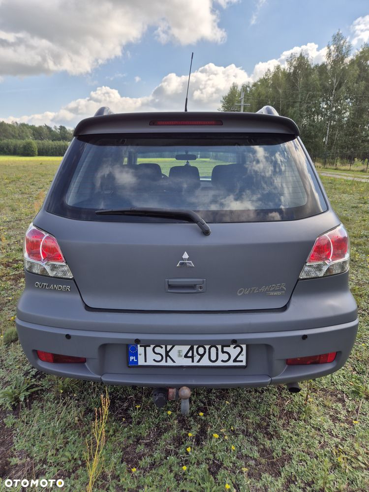 Mitsubishi Outlander 2.0 Comfort 4WD - 10