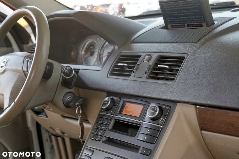 Volvo XC 90 3.2 Executive - 19