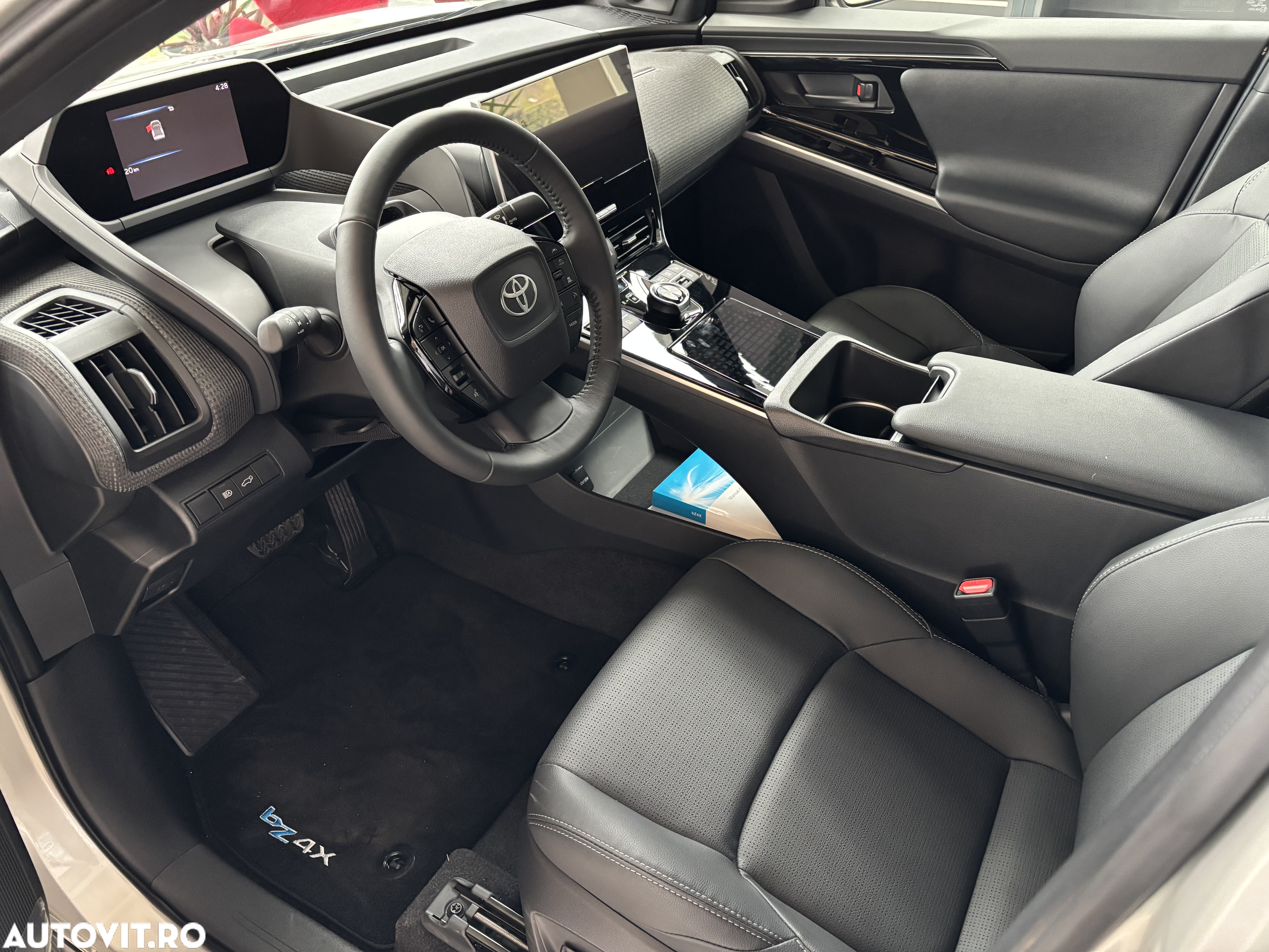 Toyota BZ4X 160 KW AWD (4x4) Luxury Solar Edition - 10