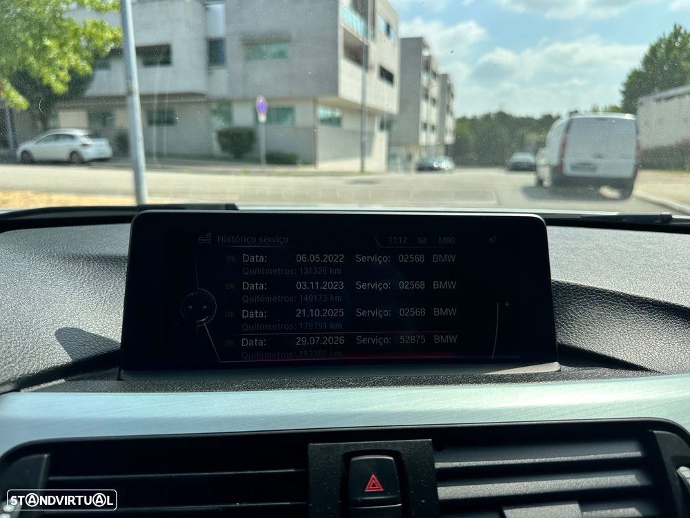 BMW 318 d Line Sport - 47