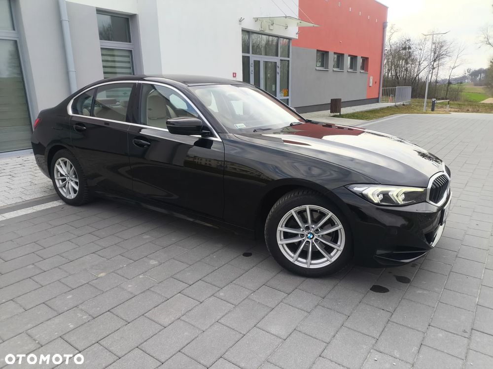 BMW Seria 3 320i - 12