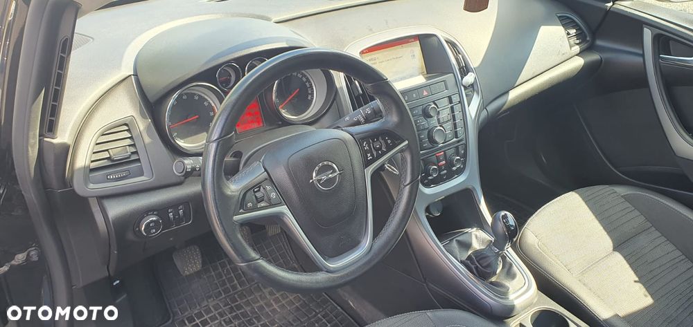 Opel Astra 1.4 T Active EU6 - 7