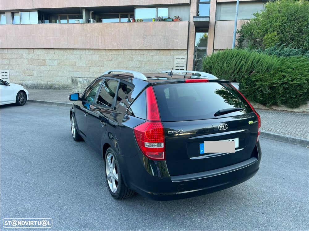 Kia Ceed SW 1.6 CRDi EX ISG - 6