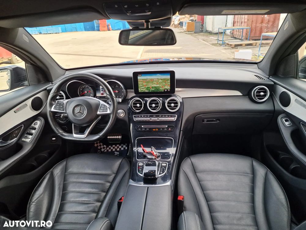 Mercedes-Benz GLC Coupe 250 d 4Matic 9G-TRONIC AMG Line - 9
