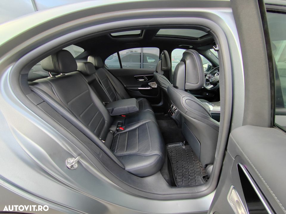 Mercedes-Benz C 300 MHEV 4MATIC - 19