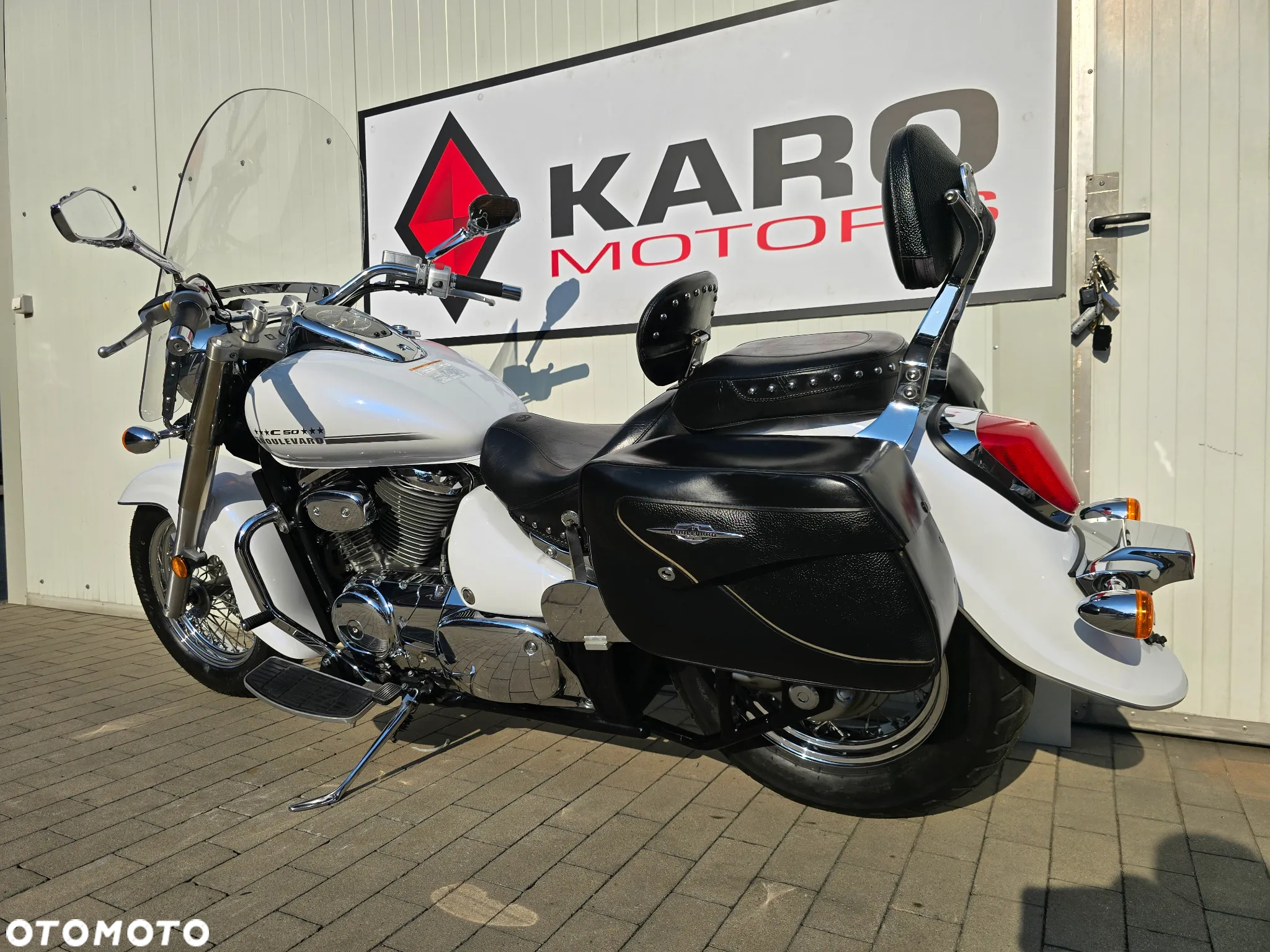 Suzuki VL 800 Volusia - Boulevard C50 - 4
