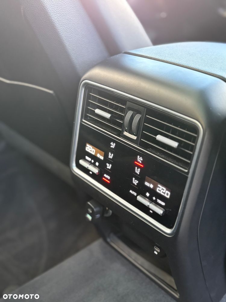 Porsche Cayenne E-Hybrid Platinum Edition - 30