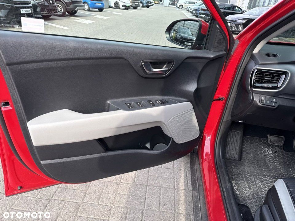 Kia Stonic - 21
