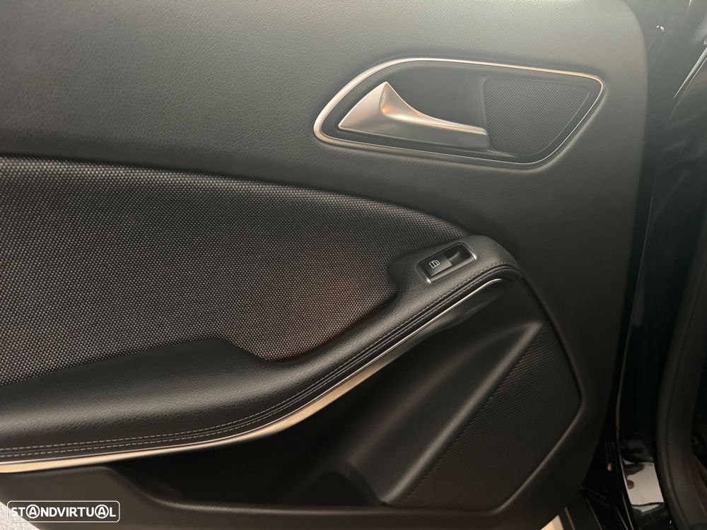 Mercedes-Benz GLA 200 Style - 39