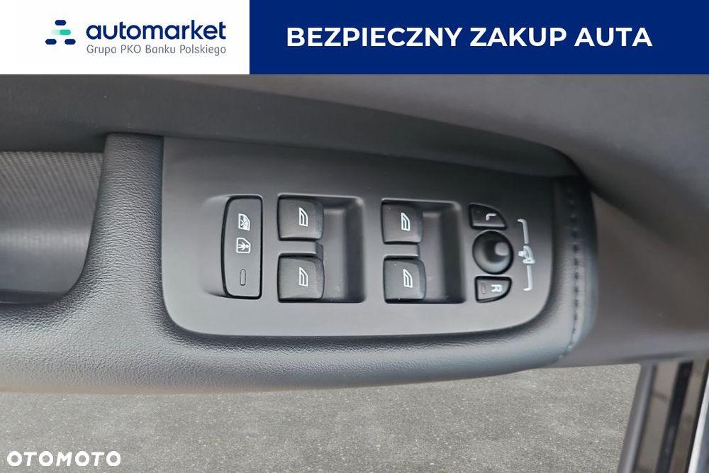 Volvo XC 60 B4 B Plus Dark - 12