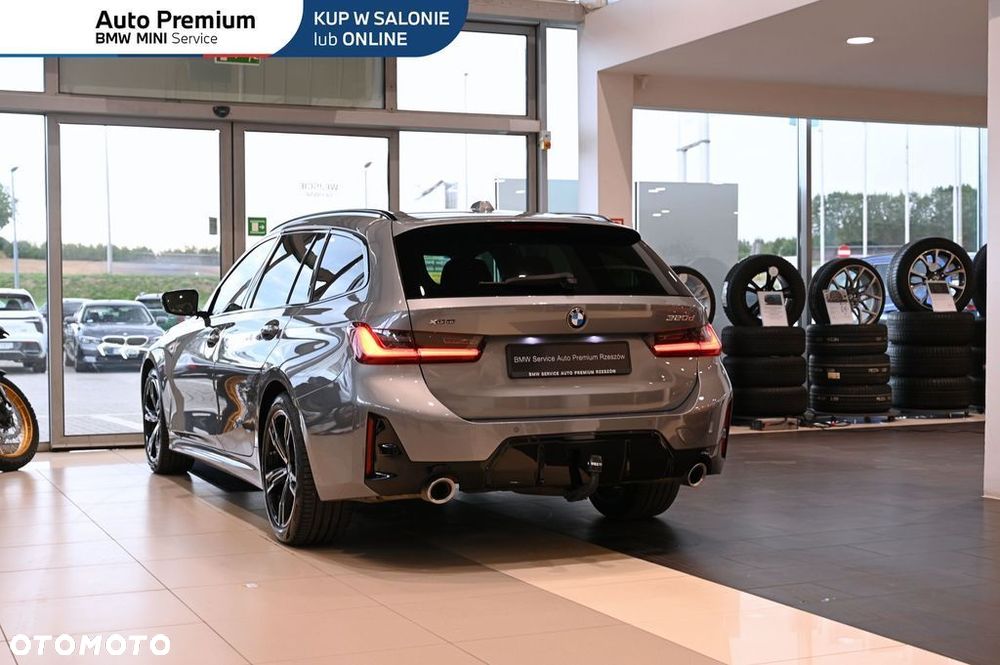 BMW Seria 3 320d xDrive mHEV - 23