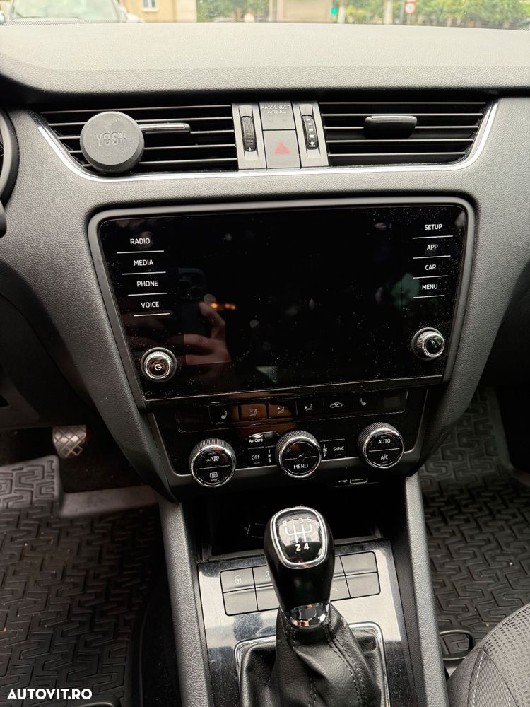 Skoda Octavia 1.6 TDI Style - 2