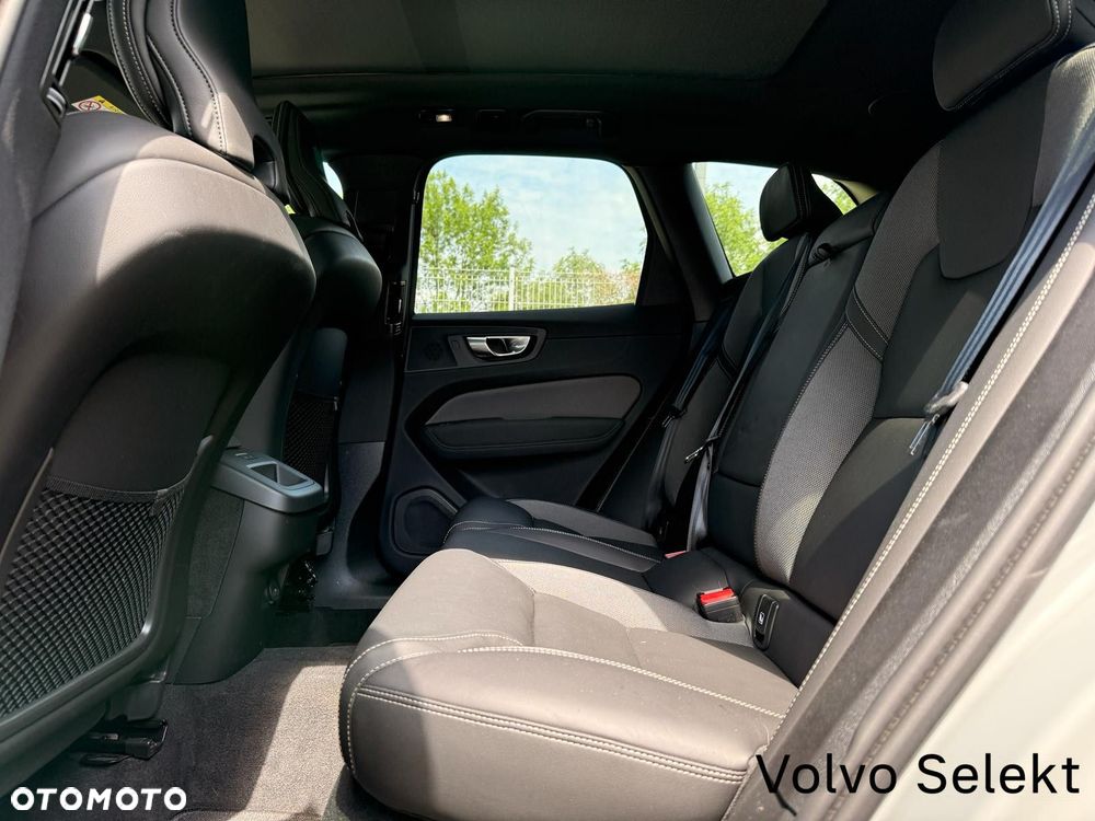 Volvo XC 60 - 32