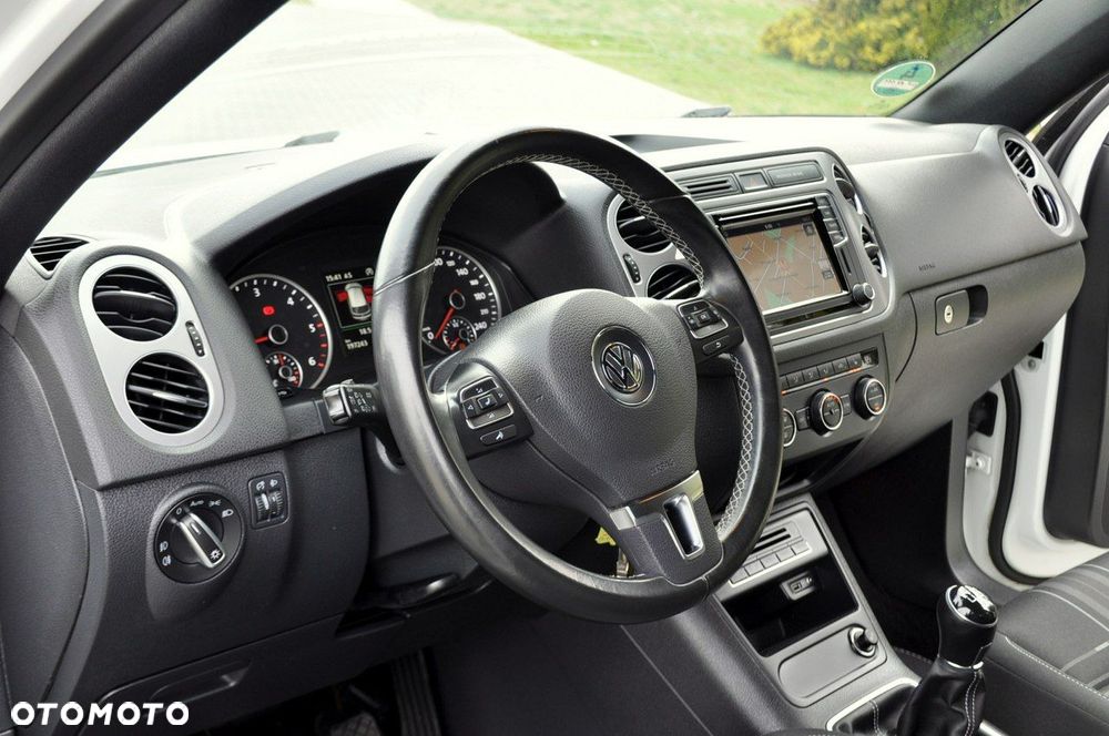 Volkswagen Tiguan - 23