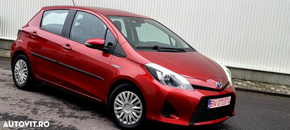Toyota Yaris 1.5 VVT-i HSD Luna - 4
